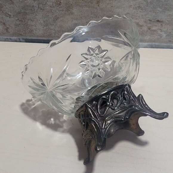 Vintage Clear Glass Compote Dish Metal Base Stand - Picture 8 of 12